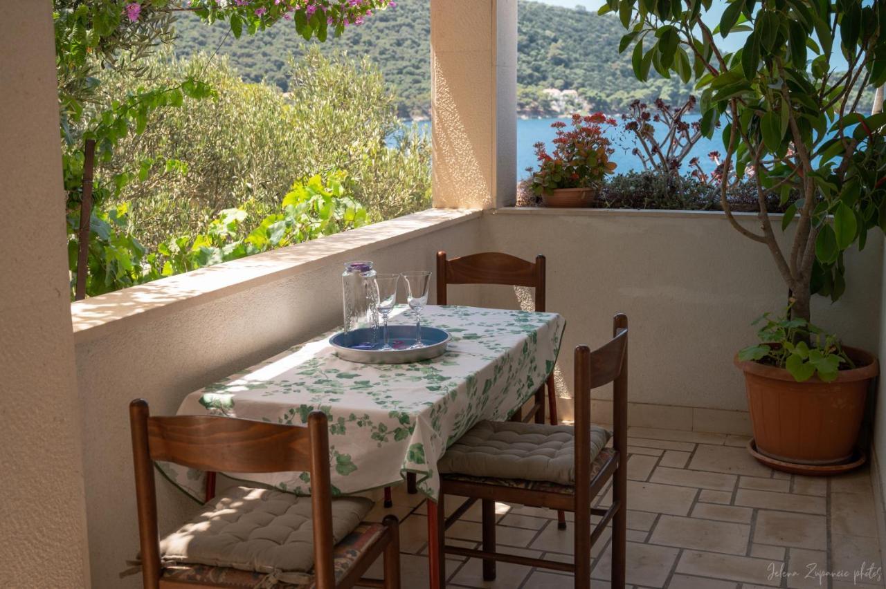 Apartments Lastovo Silic Экстерьер фото