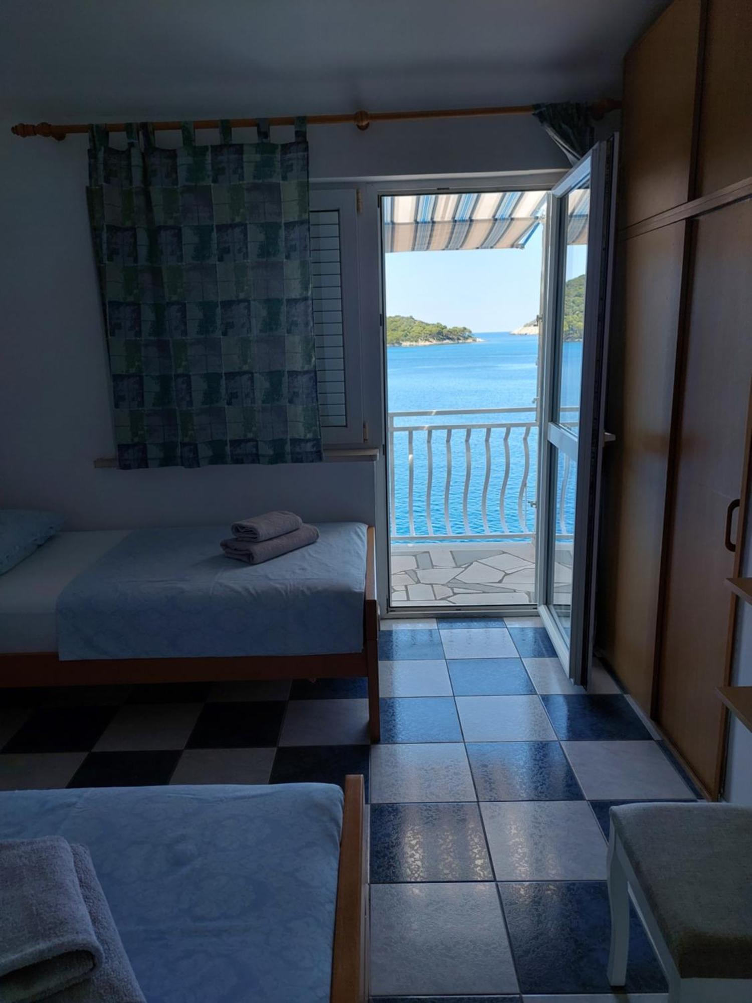 Apartments Lastovo Silic Экстерьер фото